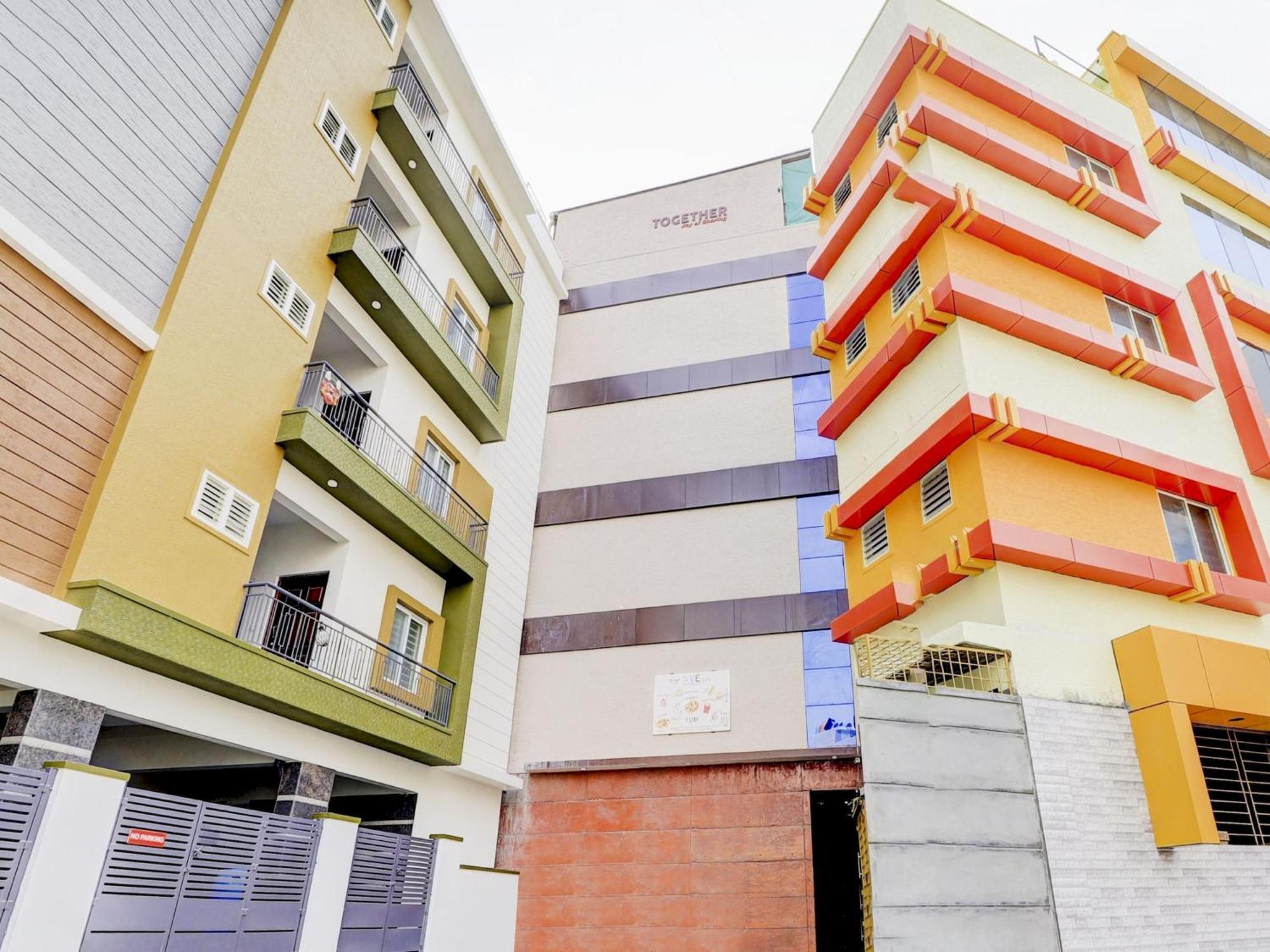 Super Hotel O Together Kammasandra Exterior foto