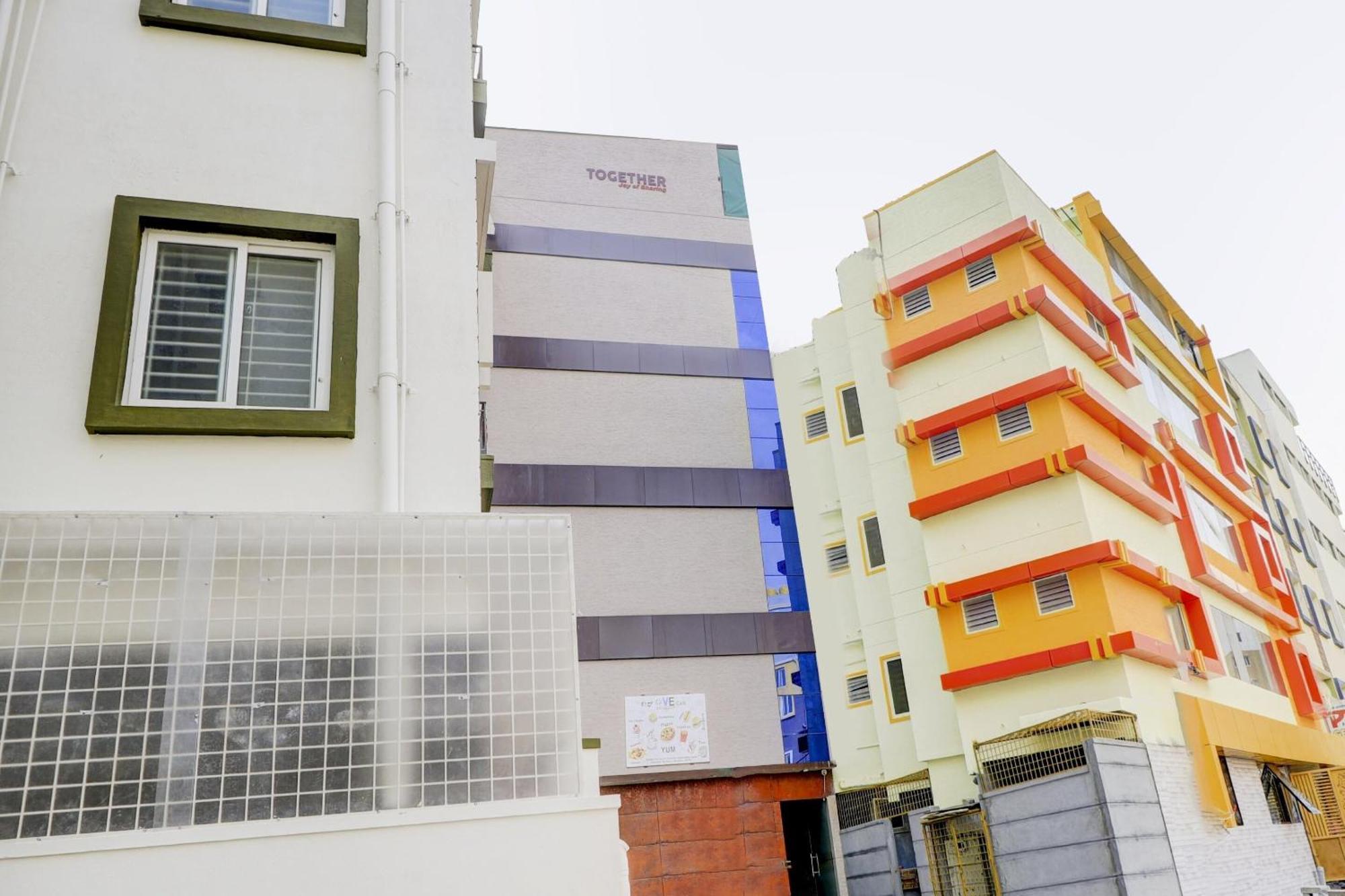 Super Hotel O Together Kammasandra Exterior foto